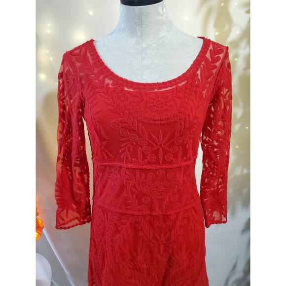 Express Baroque Red Lace 3/4 Sleeve Mini Cocktail Dress Womens Size S Scoop Neck - Picture 6 of 10